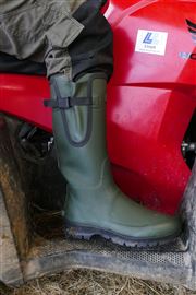 Heavy Duty Neoprene Lined Warm Wellies